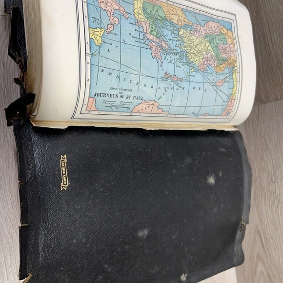 Vintage World Publishing Holy Bible Red Letter References KJV Morocco Leather - Picture 10 of 12